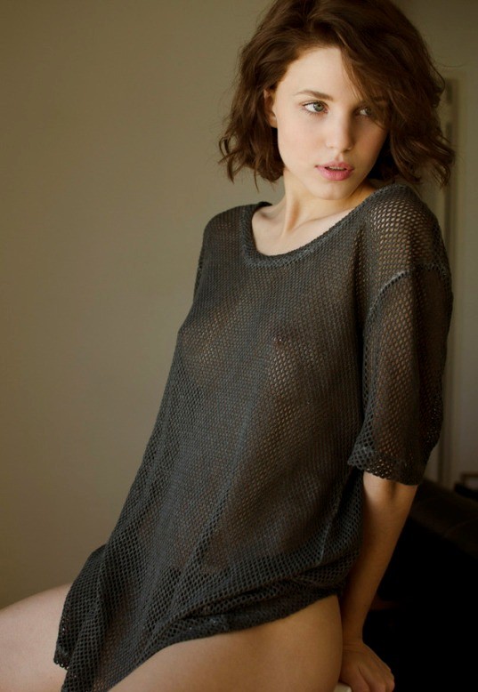 Каре у девушки