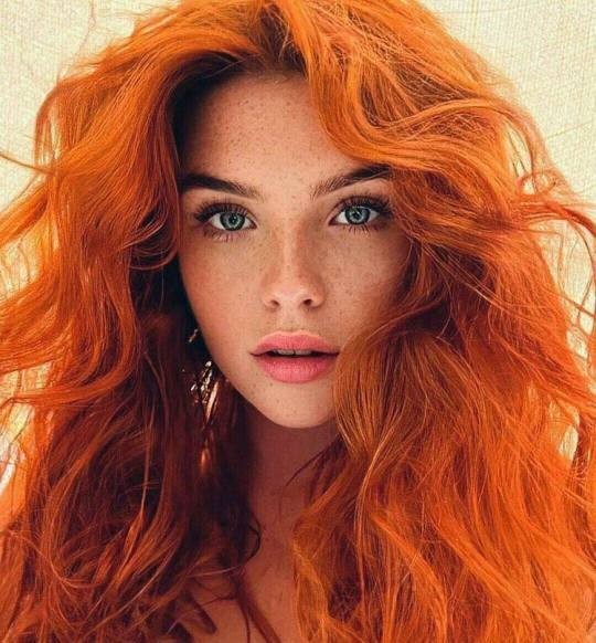 Рыжие девушки – ведьмы